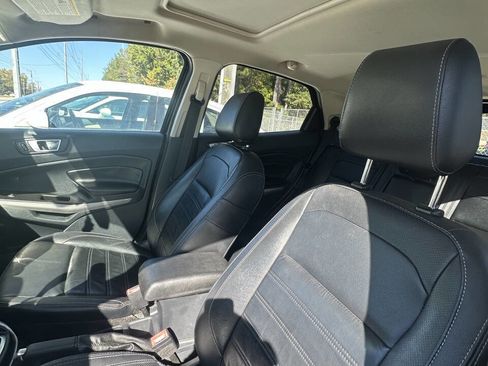 Used 2018 Ford EcoSport Titanium image 10