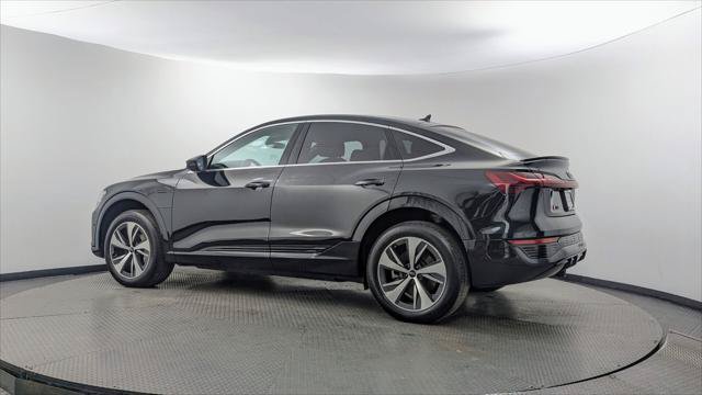Used 2024 Audi Q8 e-tron Premium Plus w/ Premium Plus Package AWD/4WD image 6