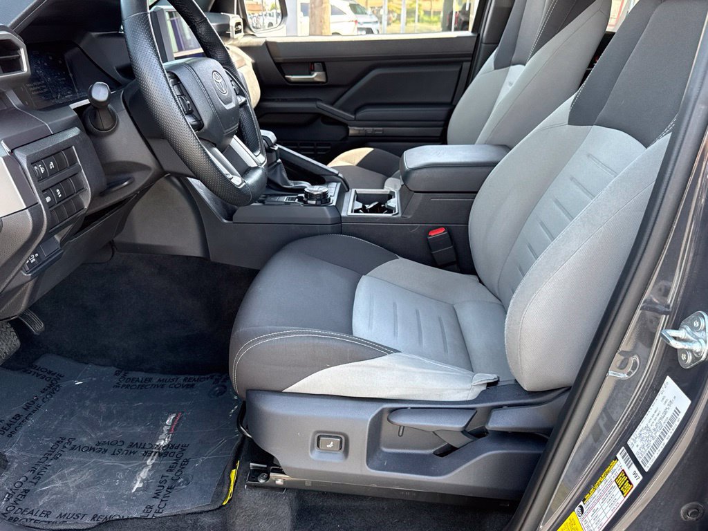Used 2025 Toyota Tacoma TRD Off-Road AWD/4WD image 18