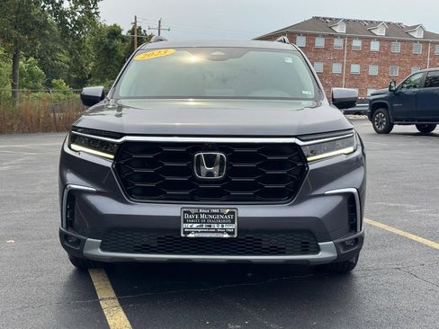 Used 2023 Honda Pilot Elite image 9