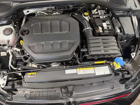 Used 2022 Volkswagen GTI SE FWD image 13