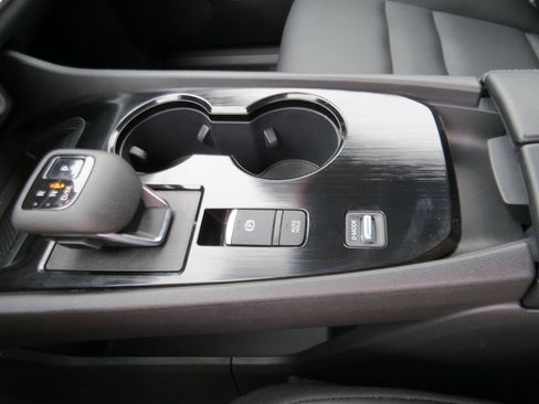 Used 2023 Nissan Rogue SV w/ SV Premium B Package FWD image 22
