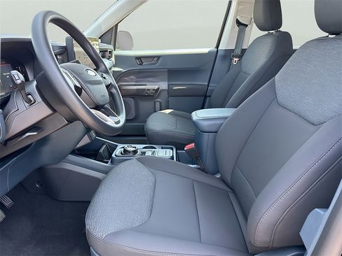 Used 2025 Ford Maverick XL image 16