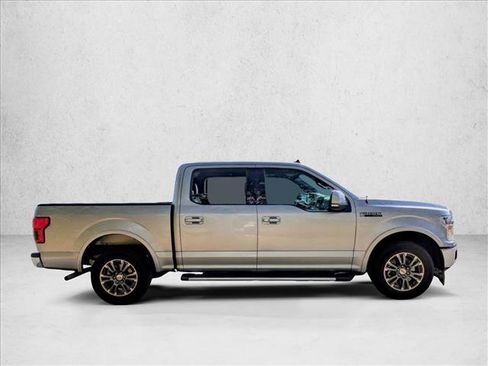 Used 2020 Ford F150 Lariat w/ Equipment Group 501A Mid image 4