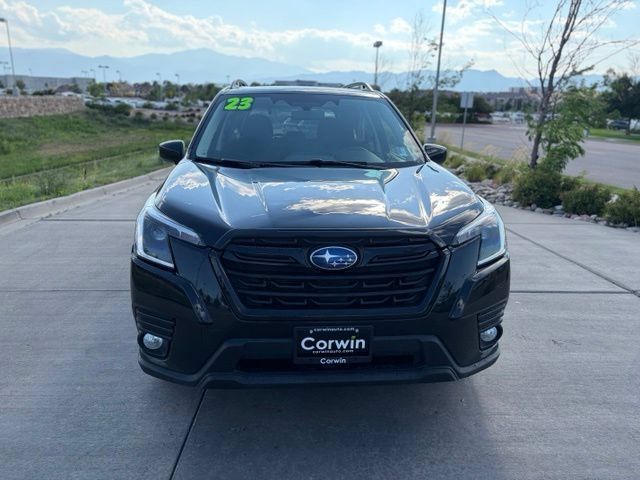 Used 2023 Subaru Forester Premium AWD/4WD image 5