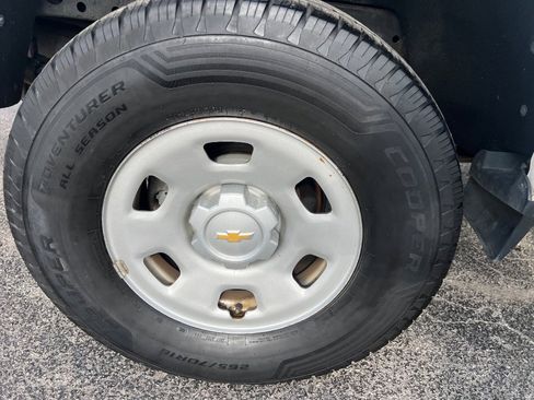 Used 2018 Chevrolet Colorado W/T image 33