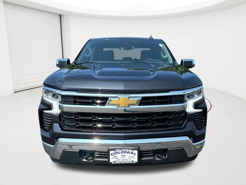 Used 2024 Chevrolet Silverado 1500 LT AWD/4WD image 2