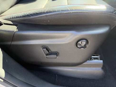 Used 2024 Dodge Durango GT image 33