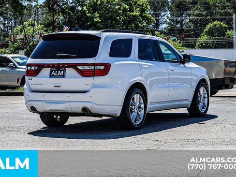 Used 2024 Dodge Durango GT RWD image 6