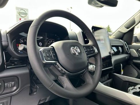 New 2026 RAM 1500 Laramie AWD/4WD image 41