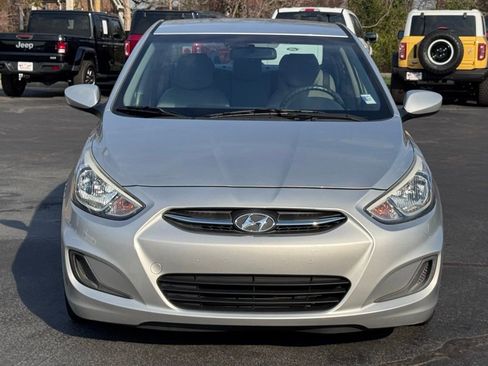 Used 2015 Hyundai Accent GLS image 13