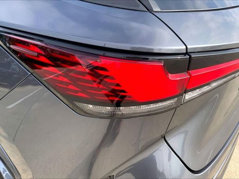 Used 2024 Lexus RX 500h F Sport w/ Convenience Package image 27