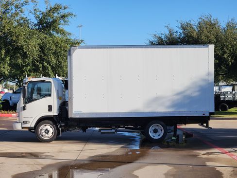 New 2025 Chevrolet Low Cab Forward image 10
