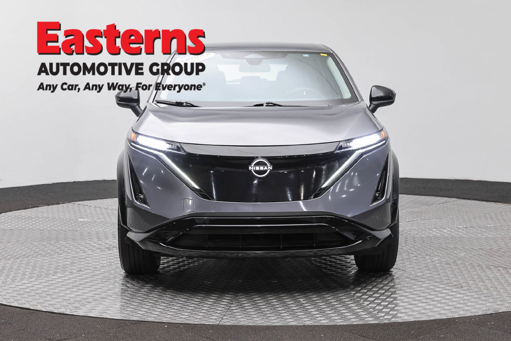Used 2023 Nissan Ariya AWD image 3