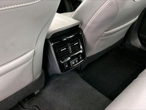 Used 2021 Toyota Avalon Limited w/ Advanced Safety Package image 29