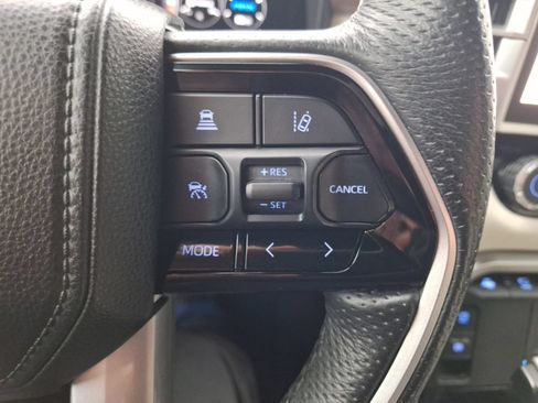 Used 2023 Toyota Sequoia Capstone AWD/4WD image 20