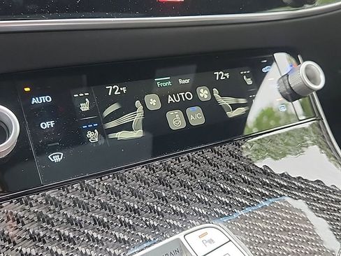 Certified 2026 Genesis GV70 3.5T Sport Prestige AWD/4WD image 22