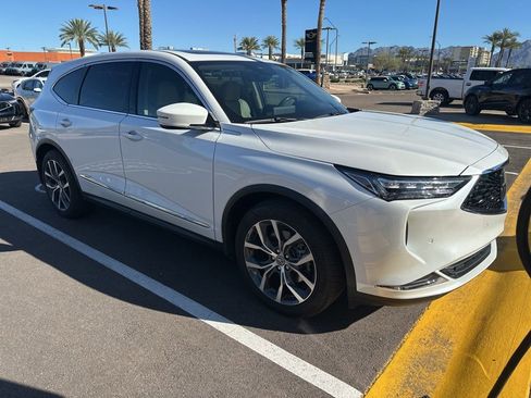 Used 2023 Acura MDX FWD w/ Technology Package image 3