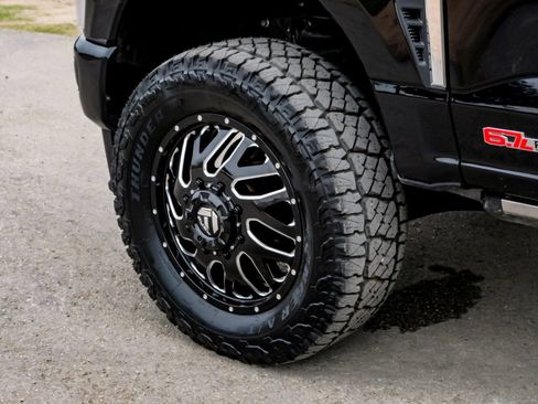 Used 2024 Ford F350 Limited w/ FX4 Off-Road Package image 63