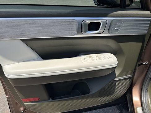 Used 2025 Hyundai Santa Fe Calligraphy FWD image 10