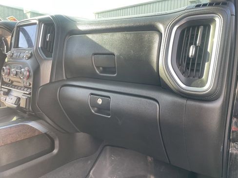 Used 2021 GMC Sierra 3500 Denali w/ Denali Black Diamond Edition image 45