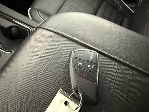 Used 2023 GMC Sierra 1500 AT4X image 25