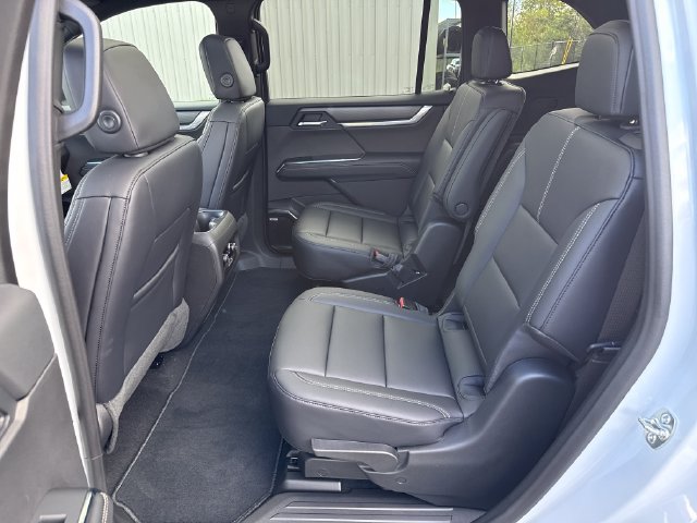 New 2027 GMC Acadia Elevation FWD image 14