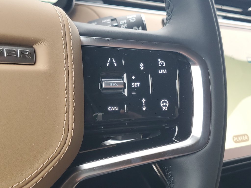 New 2027 Land Rover Range Rover Sport SE AWD/4WD image 17
