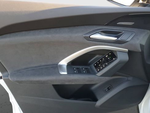 New 2025 Audi SQ5 Premium Plus image 19