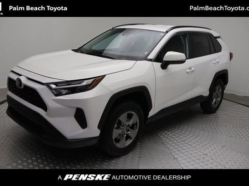 Used 2024 Toyota RAV4 XLE FWD image 1
