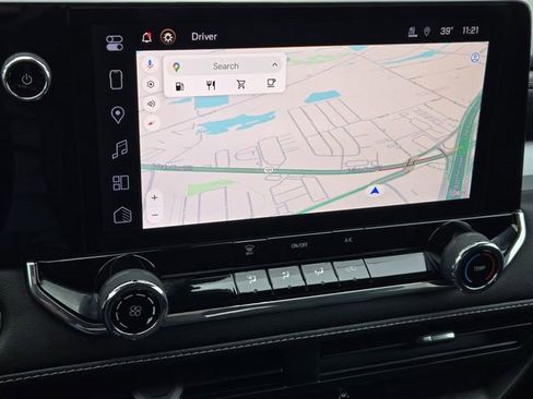 Used 2023 Chevrolet Colorado LT image 18