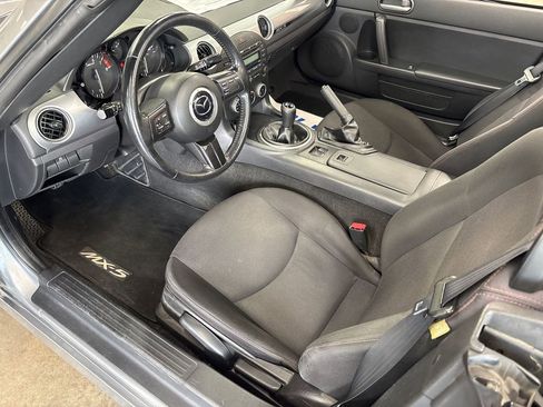 Used 2014 MAZDA MX-5 Miata Club RWD image 32