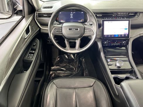 Used 2021 Jeep Grand Cherokee L Limited image 22