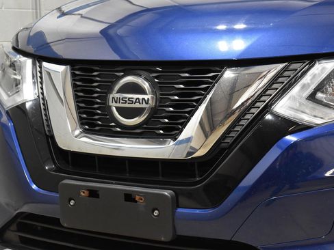 Used 2019 Nissan Rogue S image 30