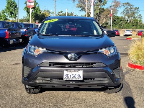 Used 2018 Toyota RAV4 LE w/ All Weather Liner Package FWD image 2