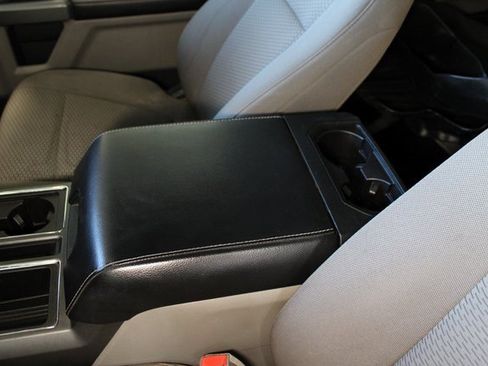 Used 2018 Ford F150 XLT w/ Equipment Group 302A Luxury image 26