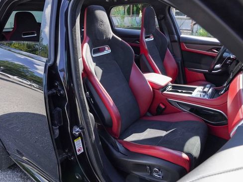Used 2022 Jaguar F-PACE SVR AWD/4WD image 35