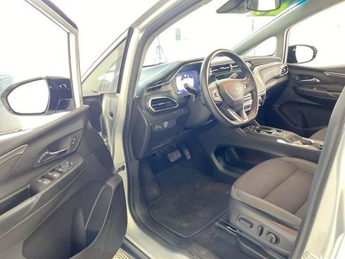 Used 2023 Chevrolet Bolt LT image 27