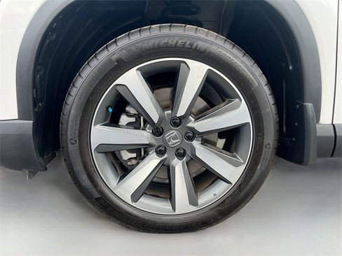 Used 2024 Honda Pilot Touring image 33