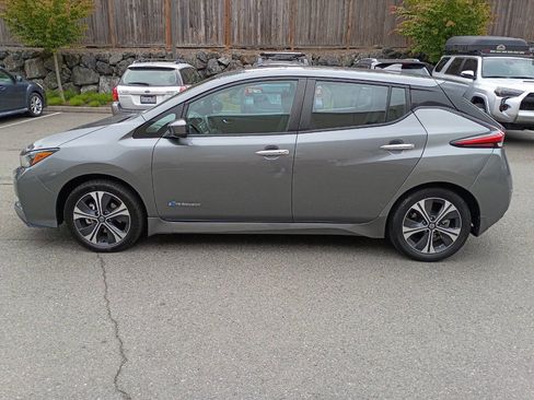 Used 2019 Nissan Leaf SV Plus w/ SV All Weather Package FWD image 6