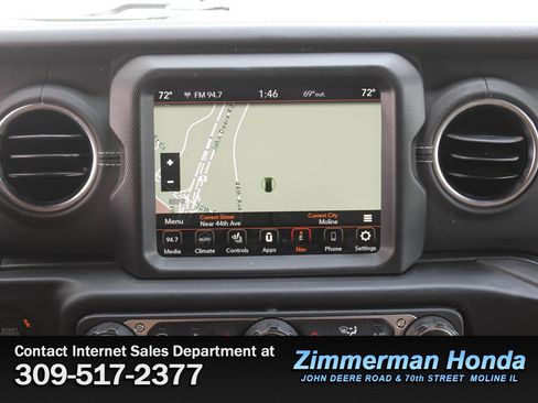 Used 2022 Jeep Wrangler Unlimited Sahara w/ Cold Weather Group AWD/4WD image 15