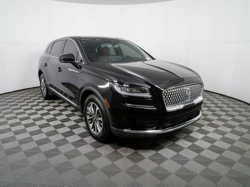 Used 2021 Lincoln Nautilus Reserve image 26