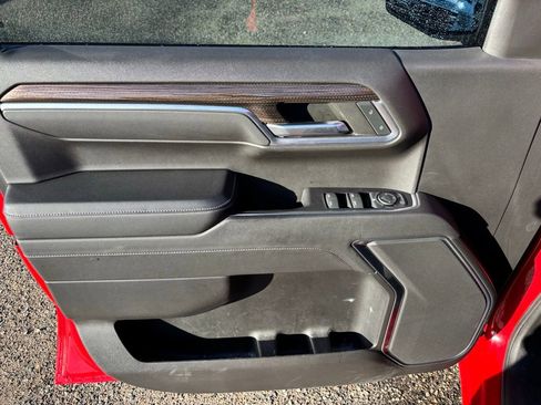 Used 2023 Chevrolet Silverado 1500 RST w/ Z71 Off-Road Package image 12