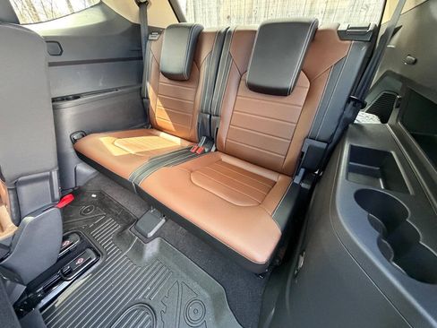 Used 2022 Volkswagen Atlas SEL Premium AWD/4WD image 14