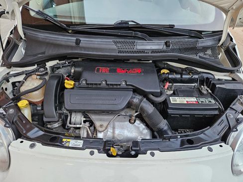 Used 2018 FIAT 500 Lounge image 23