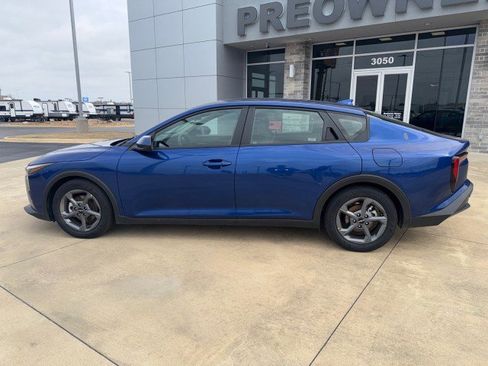 Used 2025 Kia K4 LXS image 10