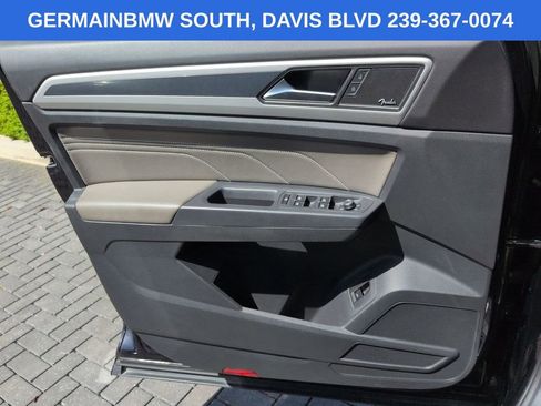 Used 2021 Volkswagen Atlas Cross Sport SEL Premium R-Line AWD/4WD image 32