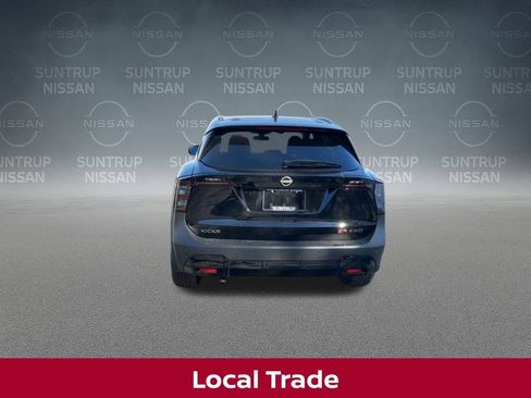 Certified 2025 Nissan Kicks SR image 9