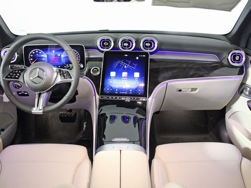 Used 2026 Mercedes-Benz GLC 350e 4MATIC image 16