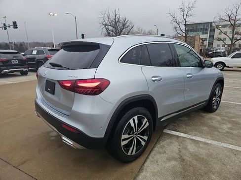 Certified 2025 Mercedes-Benz GLA 250 4MATIC image 3